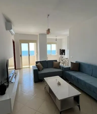 Good Times & Tan Lines *