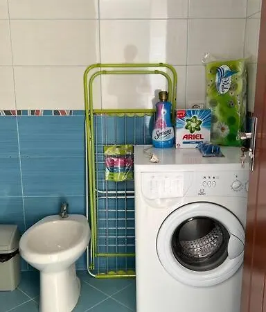 Good Times & Tan Lines *