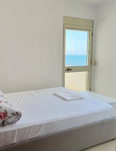 Good Times&tan Lines * Durrës