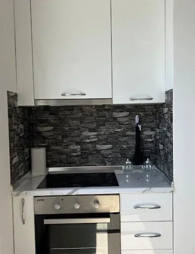 Good Times&tan Lines * Durrës