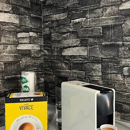 Good Times & Tan Lines